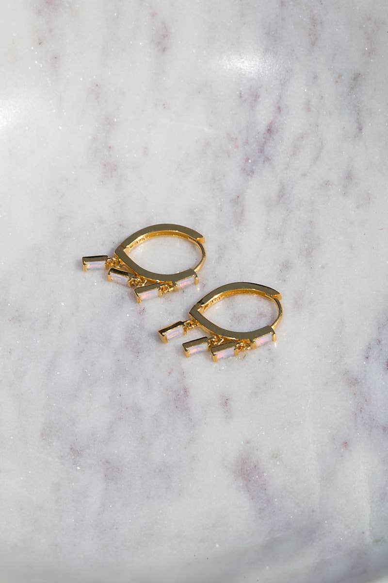 FLOATING OPAL HUGGIES